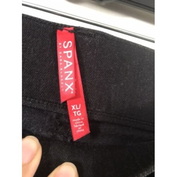 EUC SPANX Ankle Skinny Jeans, Clean Black XL - Picture 3 of 4